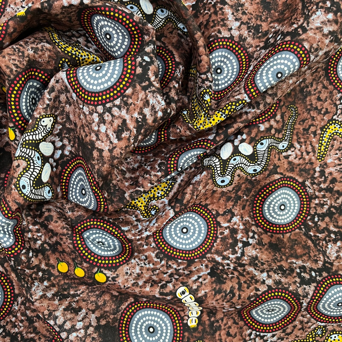 Crazy Bolt Sale - Snake & Goanna Bush Tucker ecru