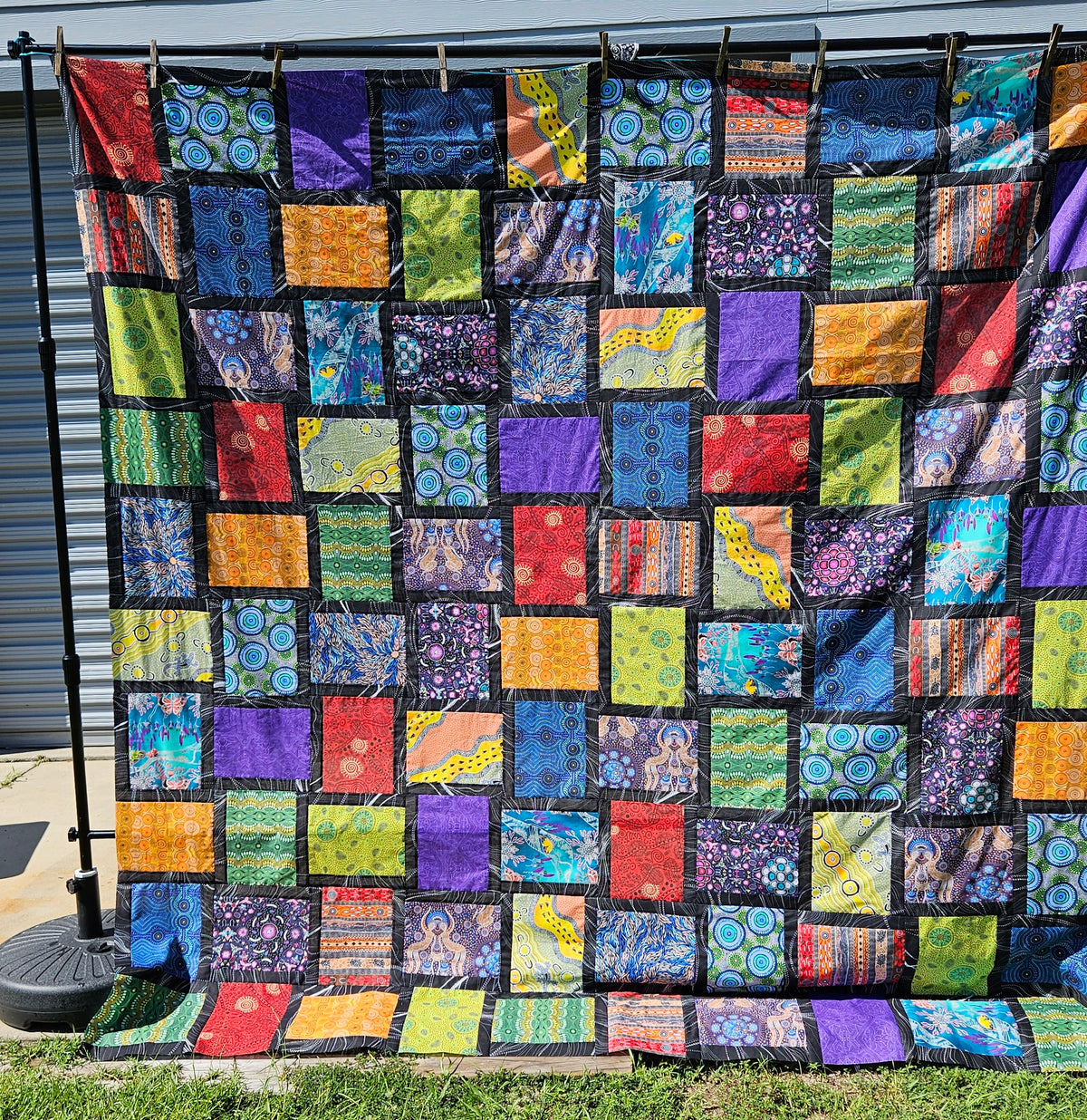 Jewels of Dandenong generous Queen quilt kit - 95"x95"