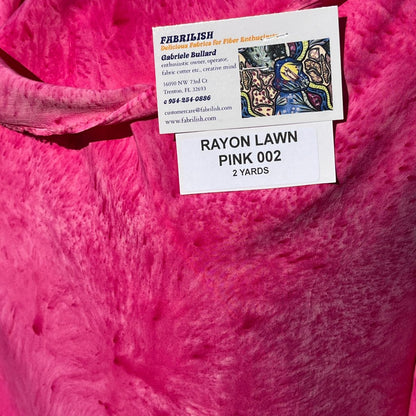 This piece of fabric is a one-of-a kind creation by Gabriele, applying her Splatter Dye method with non-toxic fiber reactive dyes.