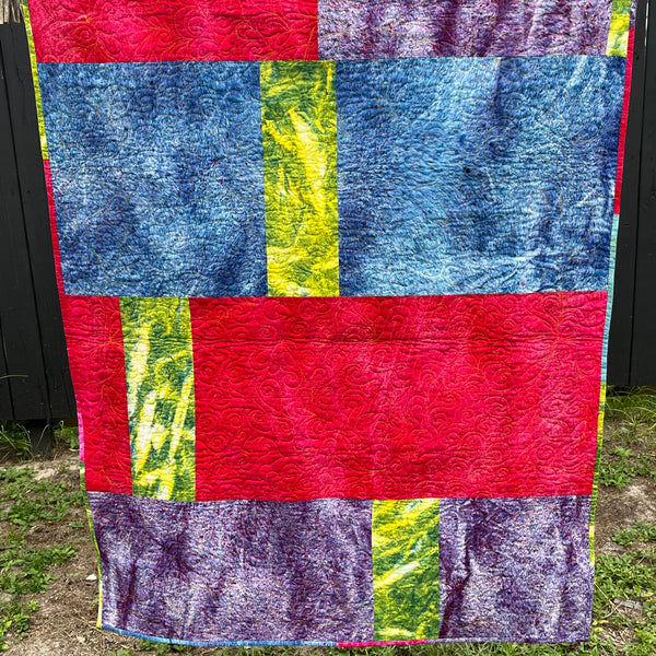 Makes-Me-Smile Log Cabin Variation Quilt kit