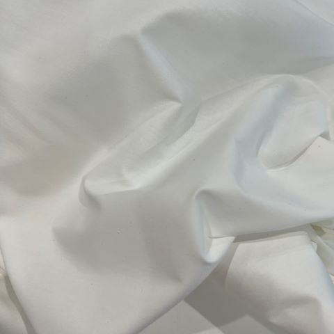 The white muslin solid by Santee Printworks is my go-to fabric for dyeing and painting. It has a high thread count, does hardly fray at all and has a soft, velvety hand. 